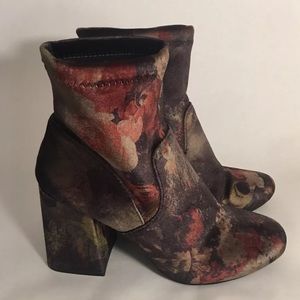 New Women's Maria Block Sock Booties - A New Day